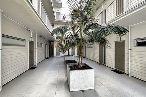 Photo of property in 1f/39 Mackelvie Street, Grey Lynn, Auckland, 1021