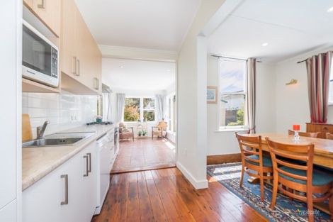 Photo of property in 25 Plunket Avenue, Petone, Lower Hutt, 5012