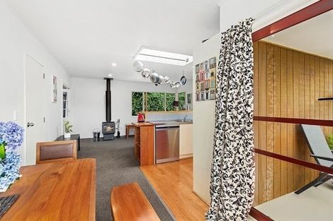 Photo of property in 8a Cullen Place, Tawa, Wellington, 5028