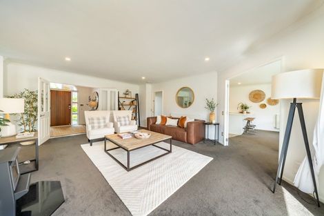 Photo of property in 65 Mount Marua Way, Timberlea, Upper Hutt, 5018