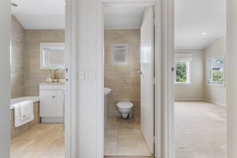 Photo of property in 206 Hurstmere Road, Takapuna, Auckland, 0622