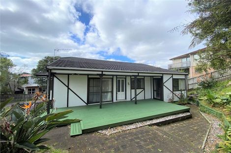 Photo of property in 1/39 Sunnynook Road, Forrest Hill, Auckland, 0620