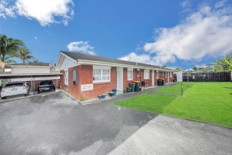Photo of property in 22 Grande Vue Road, Hillpark, Auckland, 2102