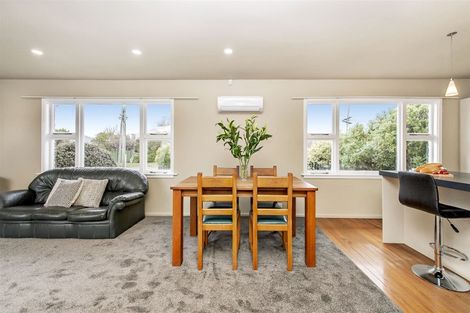 Photo of property in 33 Charlcott Street, Burnside, Christchurch, 8053