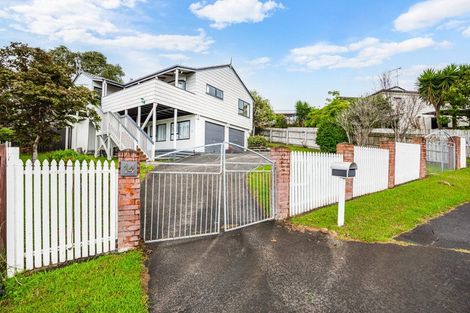 Photo of property in 14 Clearview Heights, Ranui, Auckland, 0612