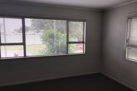 Photo of property in 171 Te Atatu Road, Te Atatu South, Auckland, 0610