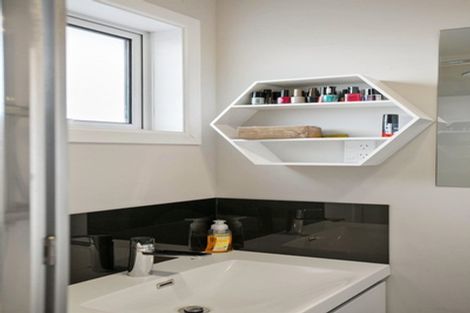 Photo of property in 13 Browning Street, Leamington, Cambridge, 3432