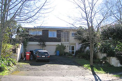 Photo of property in 9 Mclaren Place, Chedworth, Hamilton, 3210