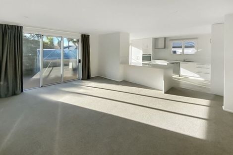 Photo of property in 2/70 Proctor Street, Papanui, Christchurch, 8053