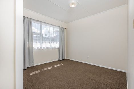 Photo of property in 20 Dunk Place, Milson, Palmerston North, 4414
