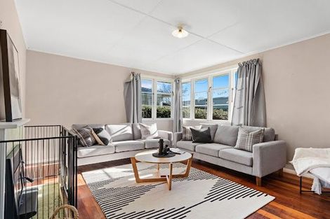 Photo of property in 29 Railway Crescent, Masterton, 5810