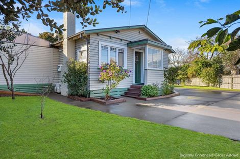 Photo of property in 39 Belt Road, Moturoa, New Plymouth, 4310