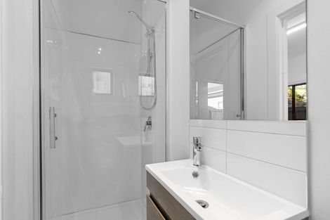 Photo of property in 5 Croziers Road, St Albans, Christchurch, 8052