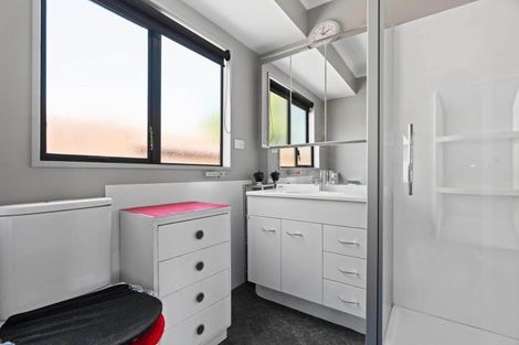 Photo of property in 3 Kentia Avenue, Mount Maunganui, 3116