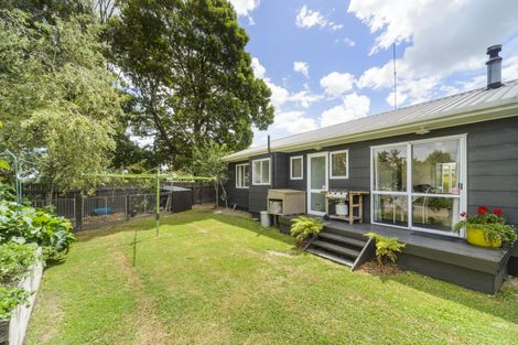Photo of property in 97 Hillcrest Drive, Kelvin Grove, Palmerston North, 4414
