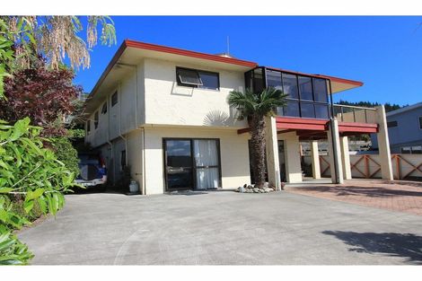 Photo of property in 27 Gravesend Place, Picton, 7220