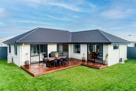 Photo of property in 10 Hikawera Drive, Frimley, Hastings, 4120