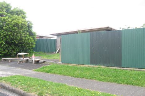 Photo of property in 1 Chestnut Road, Papatoetoe, Auckland, 2025