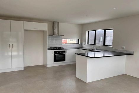 Photo of property in 20 Black Beech Crescent, Takanini, 2110