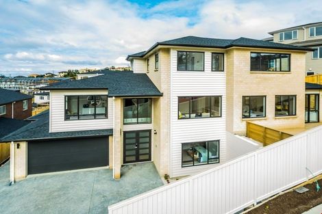 Photo of property in 48 Golden Morning Drive, Albany Heights, Auckland, 0632