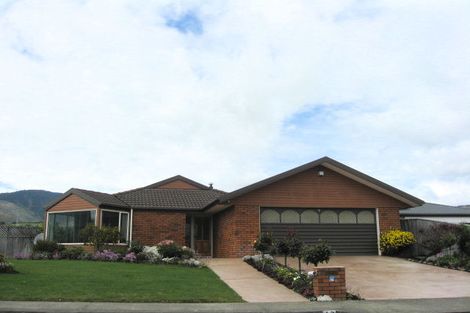 Photo of property in 17 Tyree Drive, Stoke, Nelson, 7011