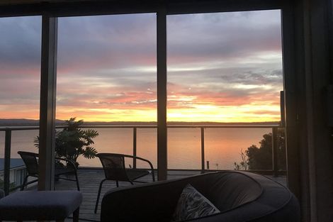 Photo of property in 11c Joan Street, Point Chevalier, Auckland, 1022