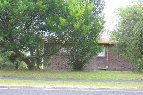 Photo of property in 184 Stapleford Crescent, Browns Bay, Auckland, 0630