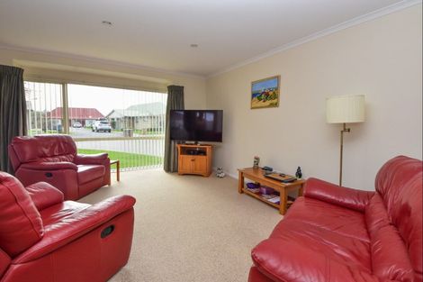 Photo of property in Villa Estate, 44/55 Armstrong Avenue, Carterton, 5713