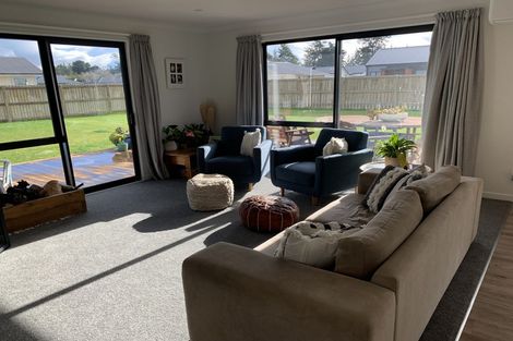 Photo of property in 14 Suffolk Drive, Kirwee, 7571