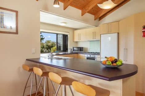 Photo of property in 15 Kitty Frazer Lane, Omaha, 0986