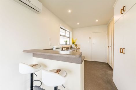 Photo of property in 6 Gladson Avenue, Sockburn, Christchurch, 8042