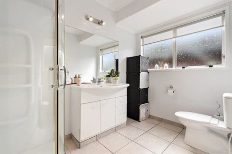 Photo of property in 77 Weymouth Road, Manurewa, Auckland, 2102