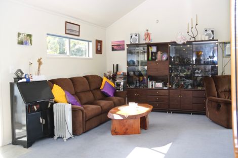 Photo of property in 18 Kennedy Street, Opua, 0200