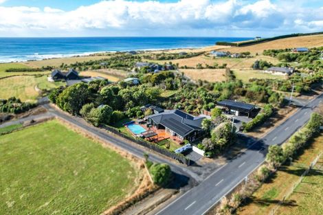 Photo of property in 231 Moturata Road, Taieri Beach, Brighton, 9091