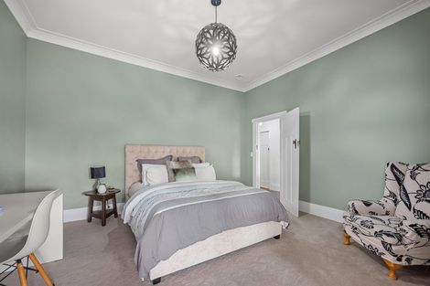 Photo of property in 8 Puriri Street, Helensville, 0800