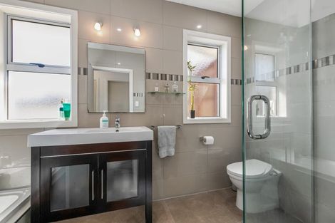 Photo of property in 24 David Avenue, Hillpark, Auckland, 2102