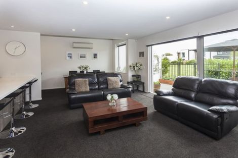 Photo of property in 9 Seager Lane, Hillmorton, Christchurch, 8024