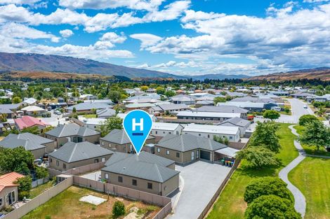 Photo of property in 8a Mckellar Court, Cromwell, 9310