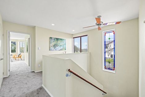 Photo of property in 64 Willowview Drive, Redwood, Christchurch, 8051