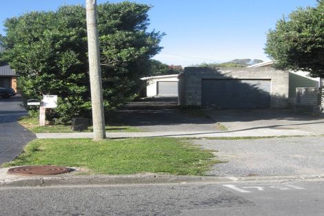 Photo of property in 8a Lambley Road, Titahi Bay, Porirua, 5022