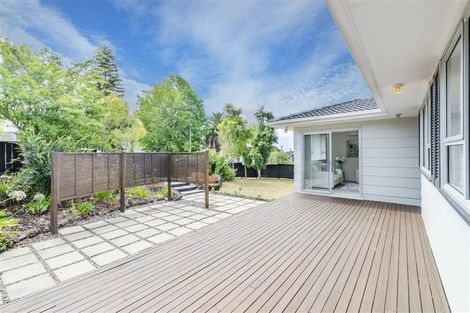 Photo of property in 83 Advene Road, Cockle Bay, Auckland, 2014