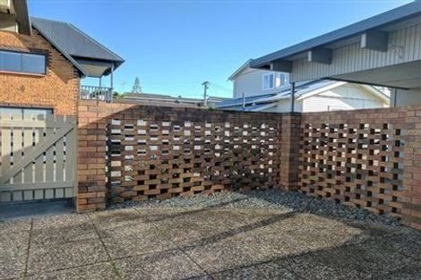 Photo of property in 3/50 Kitchener Road, Milford, Auckland, 0620