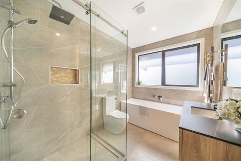 Photo of property in 17 Cynisca Crescent, Wallaceville, Upper Hutt, 5018