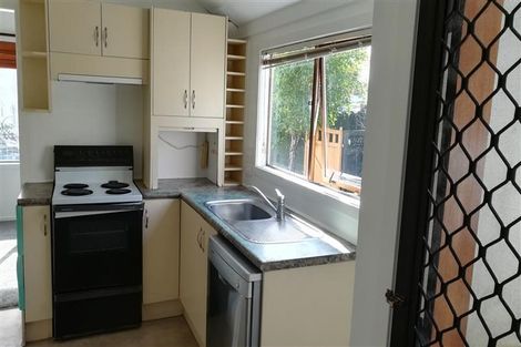 Photo of property in 104 Prince Regent Drive, Half Moon Bay, Auckland, 2012