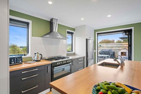 Photo of property in 500 Kinloch Road, Kinloch, Taupo, 3377