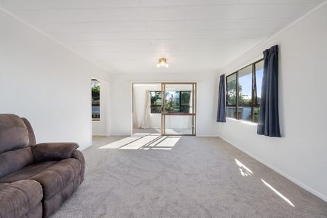 Photo of property in 43 Fisher Terrace, Te Kamo, Whangarei, 0112