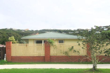 Photo of property in 10 Holly Grove, Maungaraki, Lower Hutt, 5010