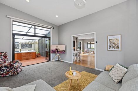 Photo of property in 2 Benmore Crescent, Pyes Pa, Tauranga, 3112