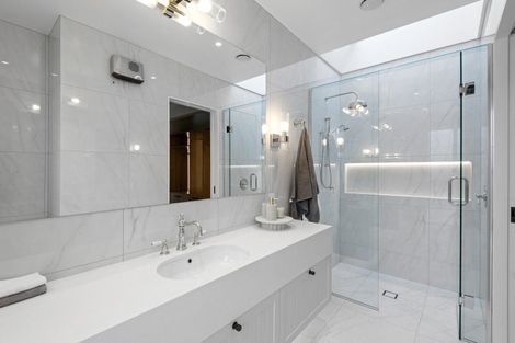 Photo of property in 80 Abberley Crescent, St Albans, Christchurch, 8014