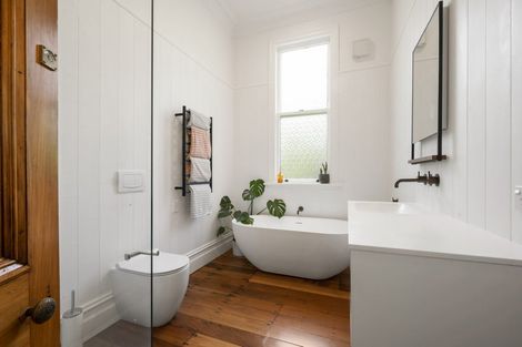 Photo of property in 30 Upton Terrace, Thorndon, Wellington, 6011